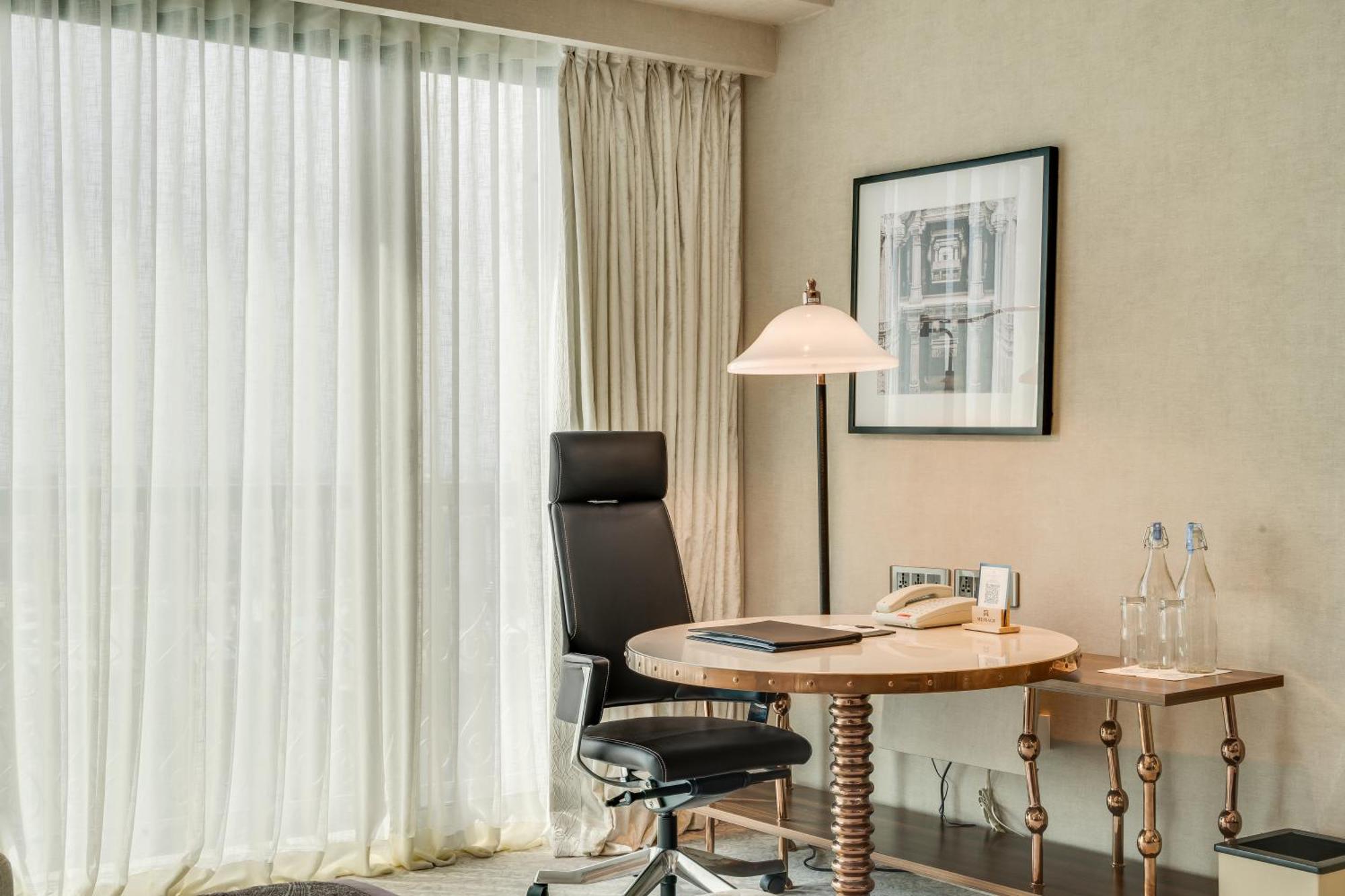 होटल Itc Narmada, A Luxury Collection Hotel, 5*